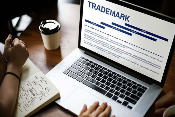 trademark-application-process-on-laptop