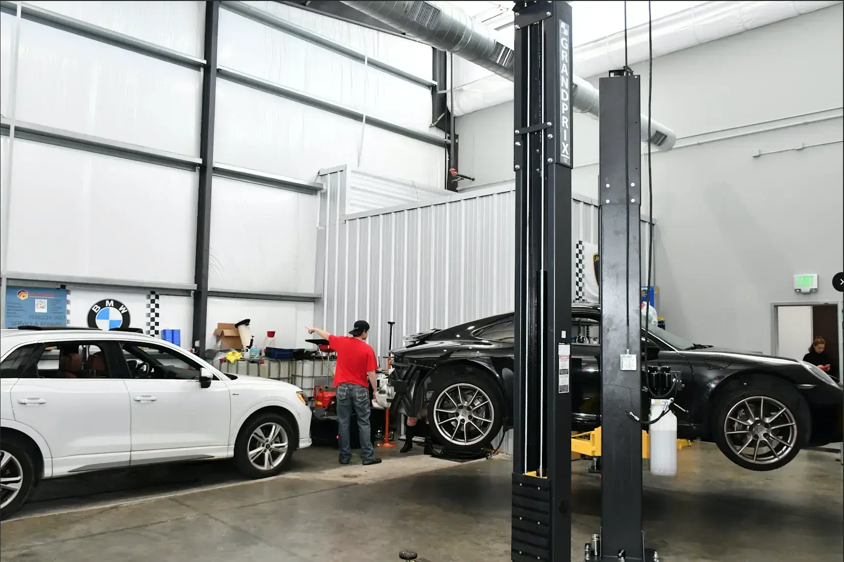 AUTOMOTIVE & VEHICLE SERVICES