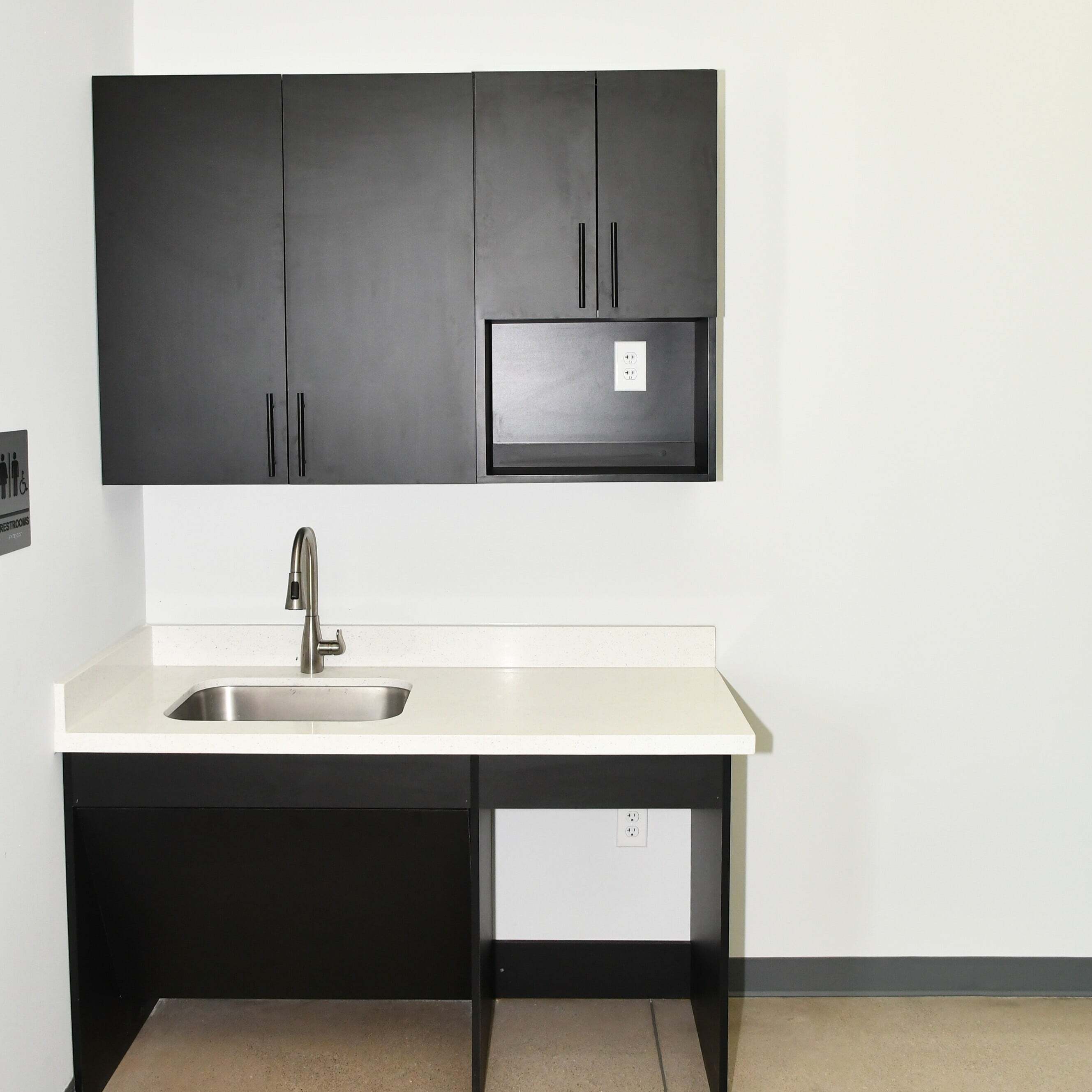 CONROEI45_Coffee Station-1