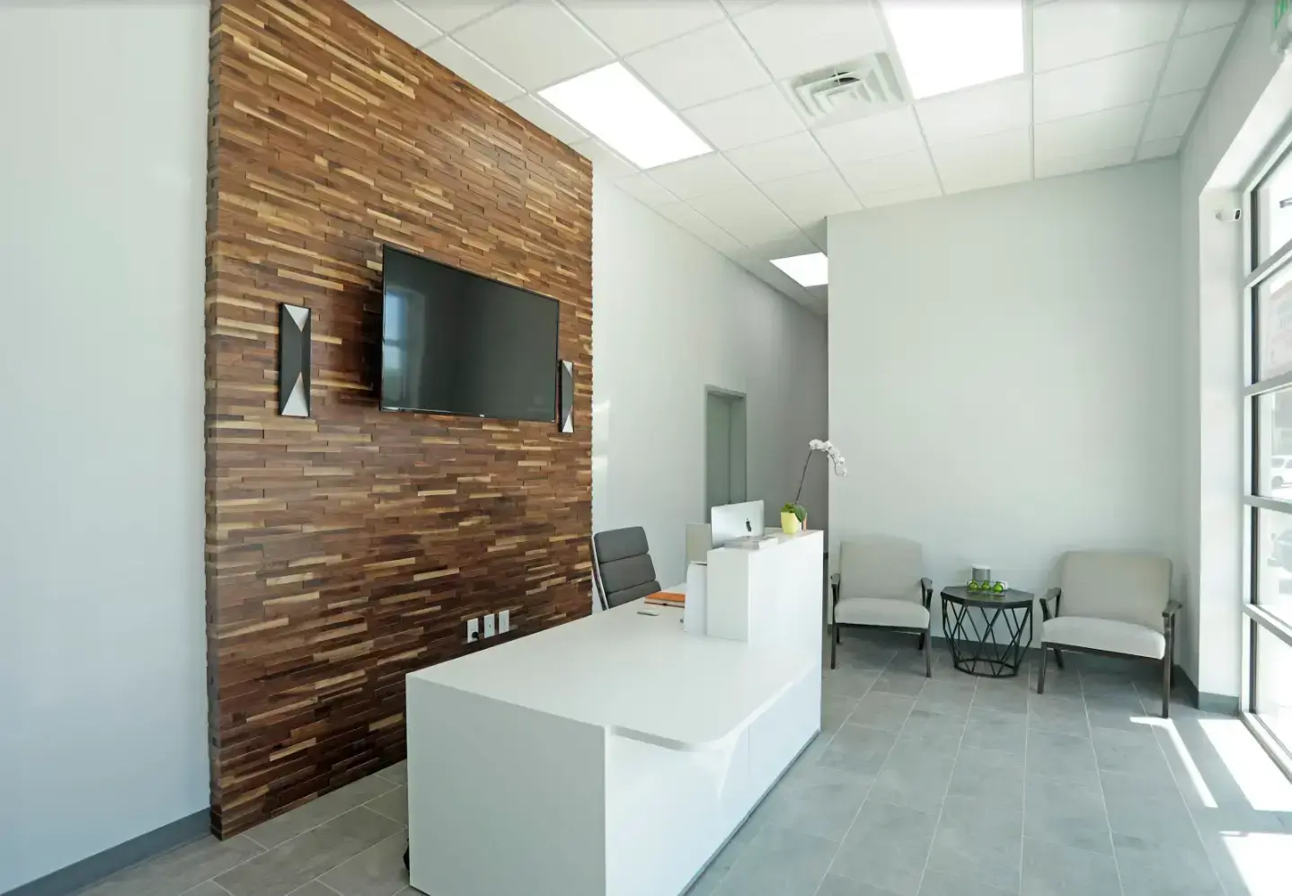 CONROEI45_Reception Area