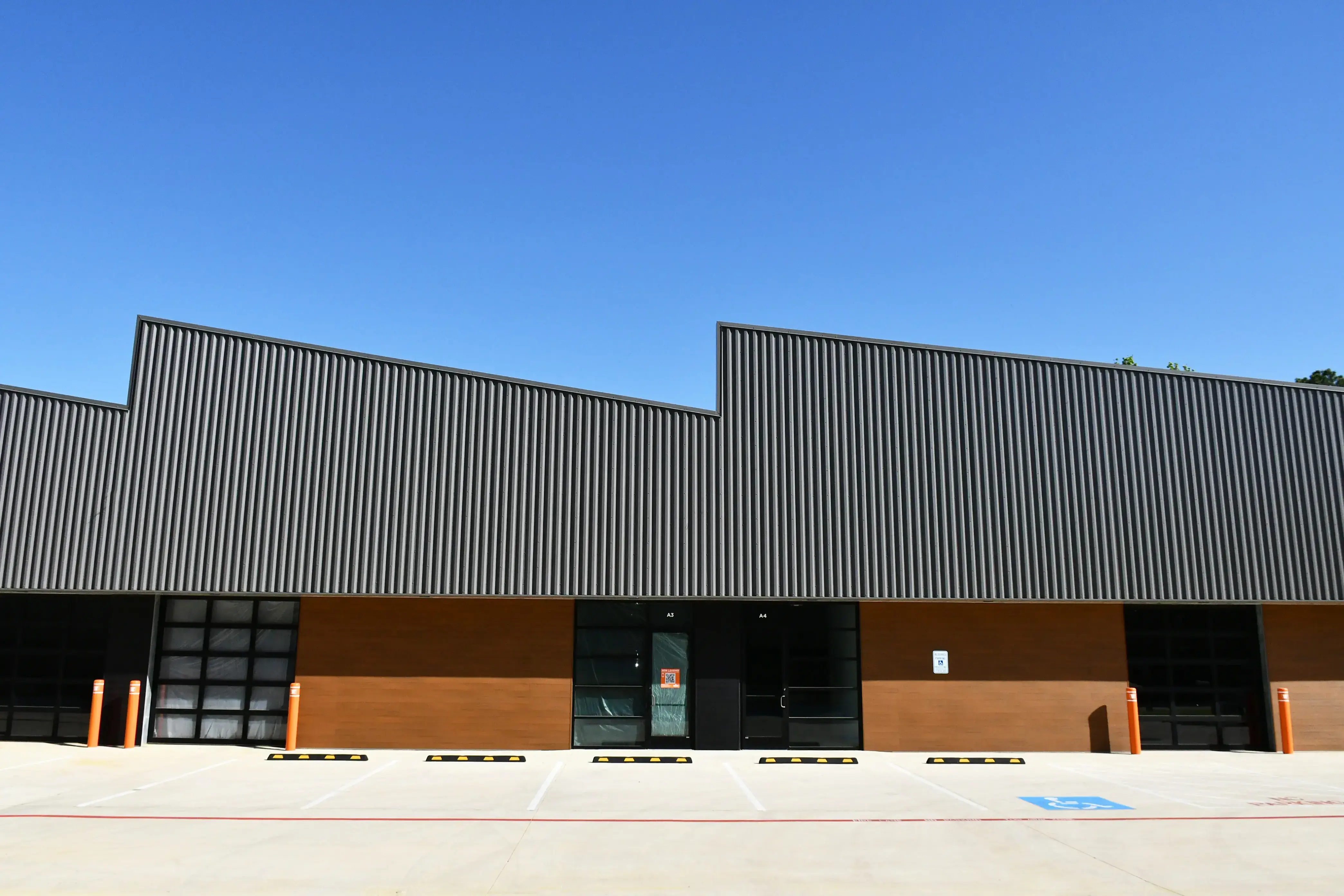 FOREST_WEST_EXTERIOR